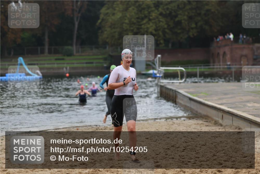 13.09.2026 - Stadtparktriathlon Mo-Foto http://msf.ph/oto/10254205 13.09.2026 10:14:39 Schwimmen 370, 410, 431, 460 meine-sportfotos.de
