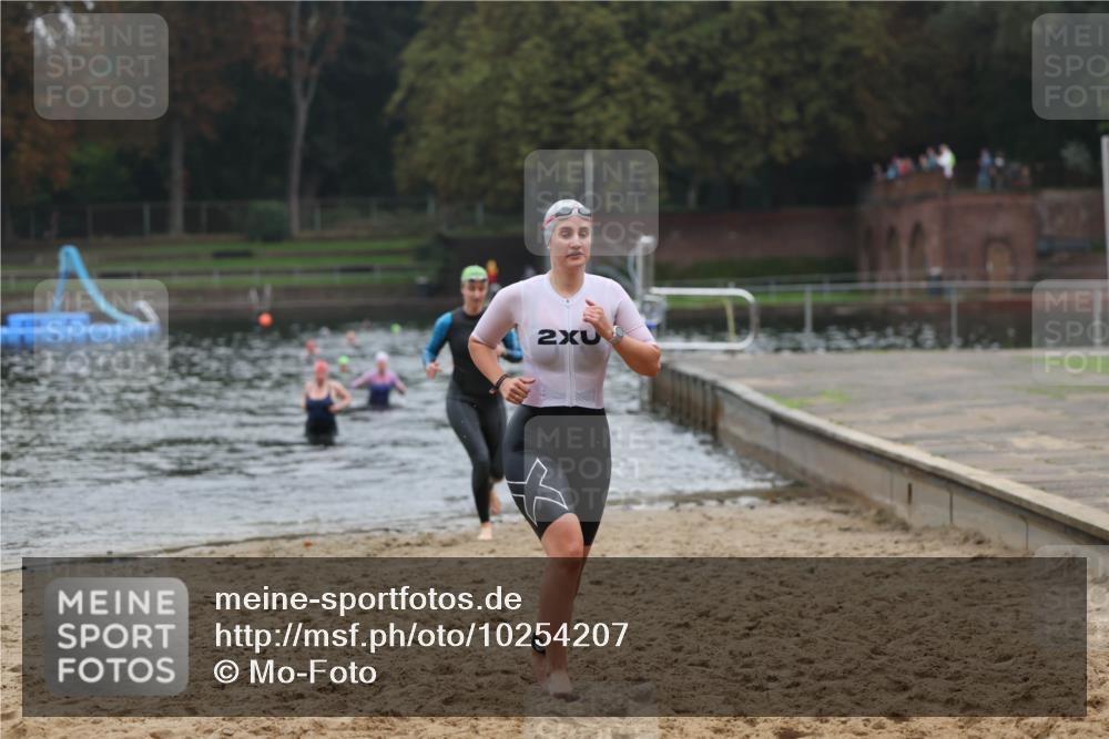 13.09.2026 - Stadtparktriathlon Mo-Foto http://msf.ph/oto/10254207 13.09.2026 10:14:40 Schwimmen 370, 410, 460 meine-sportfotos.de