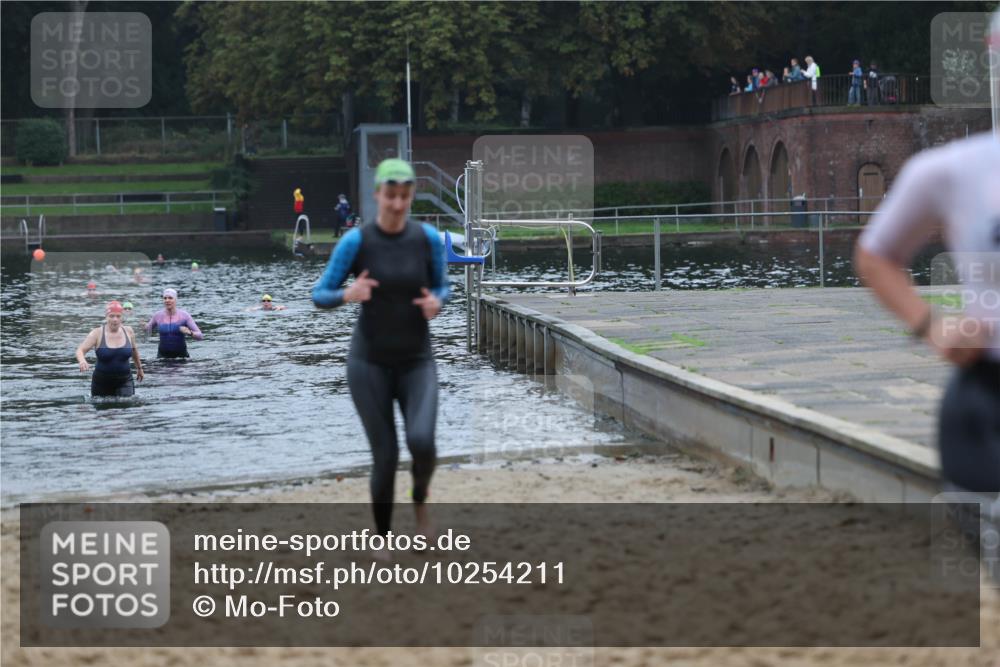 13.09.2026 - Stadtparktriathlon Mo-Foto http://msf.ph/oto/10254211 13.09.2026 10:14:42 Schwimmen 370, 410, 460 meine-sportfotos.de