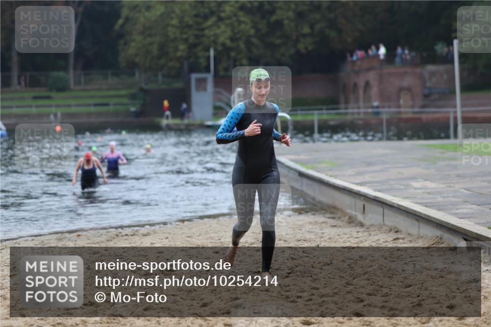 13.09.2026 - Stadtparktriathlon Mo-Foto http://msf.ph/oto/10254214 13.09.2026 10:14:42 Schwimmen 370, 410, 460 meine-sportfotos.de