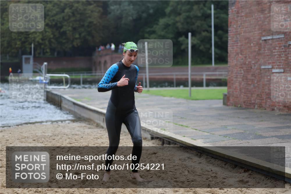 13.09.2026 - Stadtparktriathlon Mo-Foto http://msf.ph/oto/10254221 13.09.2026 10:14:44 Schwimmen 370, 410, 442 meine-sportfotos.de