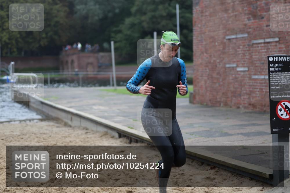 13.09.2026 - Stadtparktriathlon Mo-Foto http://msf.ph/oto/10254224 13.09.2026 10:14:44 Schwimmen 370, 410, 442 meine-sportfotos.de