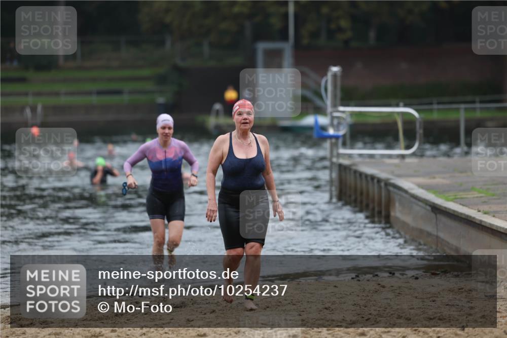 13.09.2026 - Stadtparktriathlon Mo-Foto http://msf.ph/oto/10254237 13.09.2026 10:14:53 Schwimmen 423, 442 meine-sportfotos.de