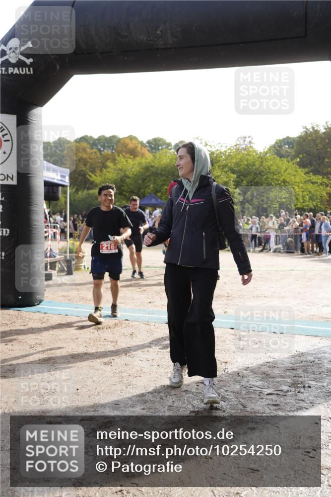 13.09.2026 - Stadtparktriathlon Patografie http://msf.ph/oto/10254250 13.09.2026 10:55:39 Ziel 216, 217, 228, 287, 300 meine-sportfotos.de