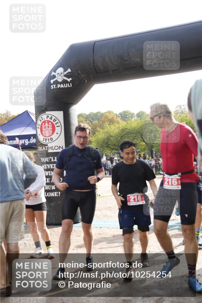 13.09.2026 - Stadtparktriathlon Patografie http://msf.ph/oto/10254254 13.09.2026 10:55:40 Ziel 216, 217, 228, 287, 300 meine-sportfotos.de