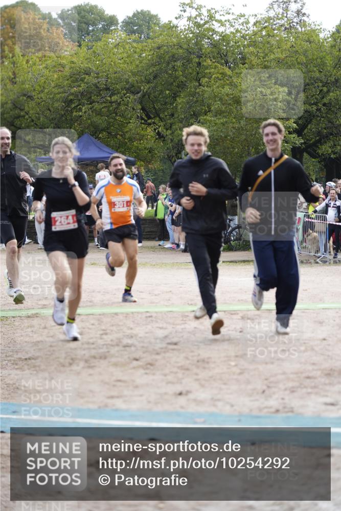 13.09.2026 - Stadtparktriathlon Patografie http://msf.ph/oto/10254292 13.09.2026 10:56:32 Ziel 264, 293, 301 meine-sportfotos.de