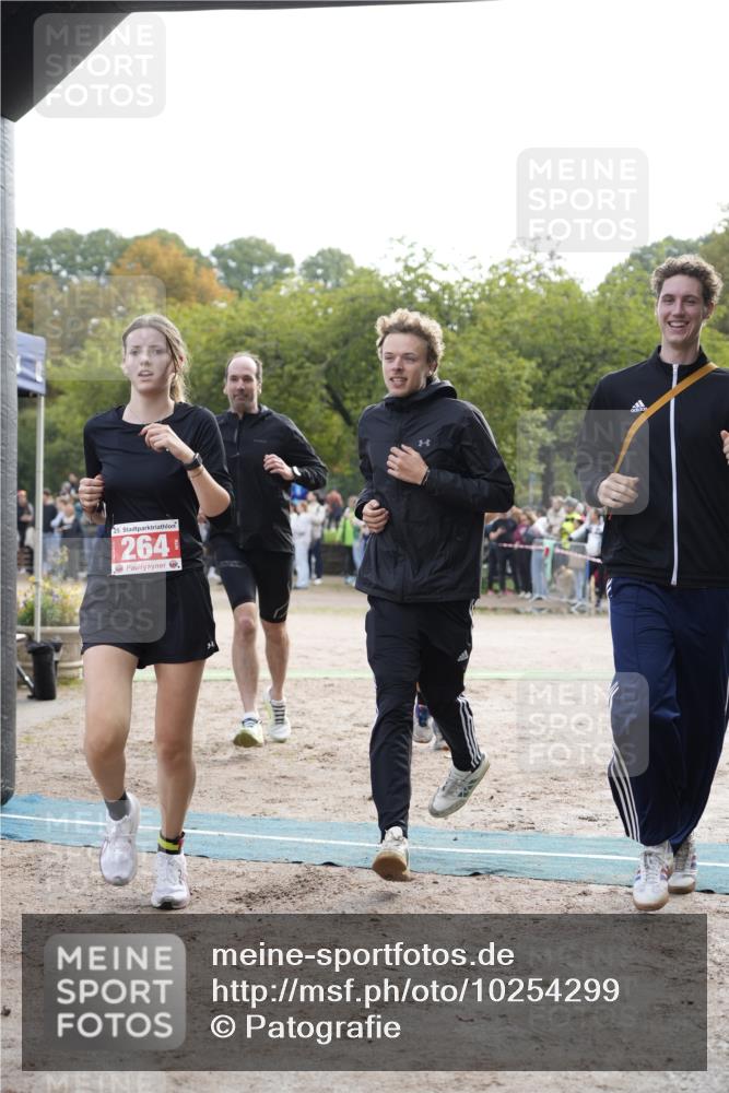 13.09.2026 - Stadtparktriathlon Patografie http://msf.ph/oto/10254299 13.09.2026 10:56:33 Ziel 264, 293, 301 meine-sportfotos.de