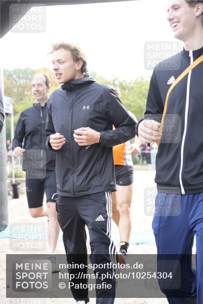 13.09.2026 - Stadtparktriathlon Patografie http://msf.ph/oto/10254304 13.09.2026 10:56:35 Ziel 264, 293, 301 meine-sportfotos.de
