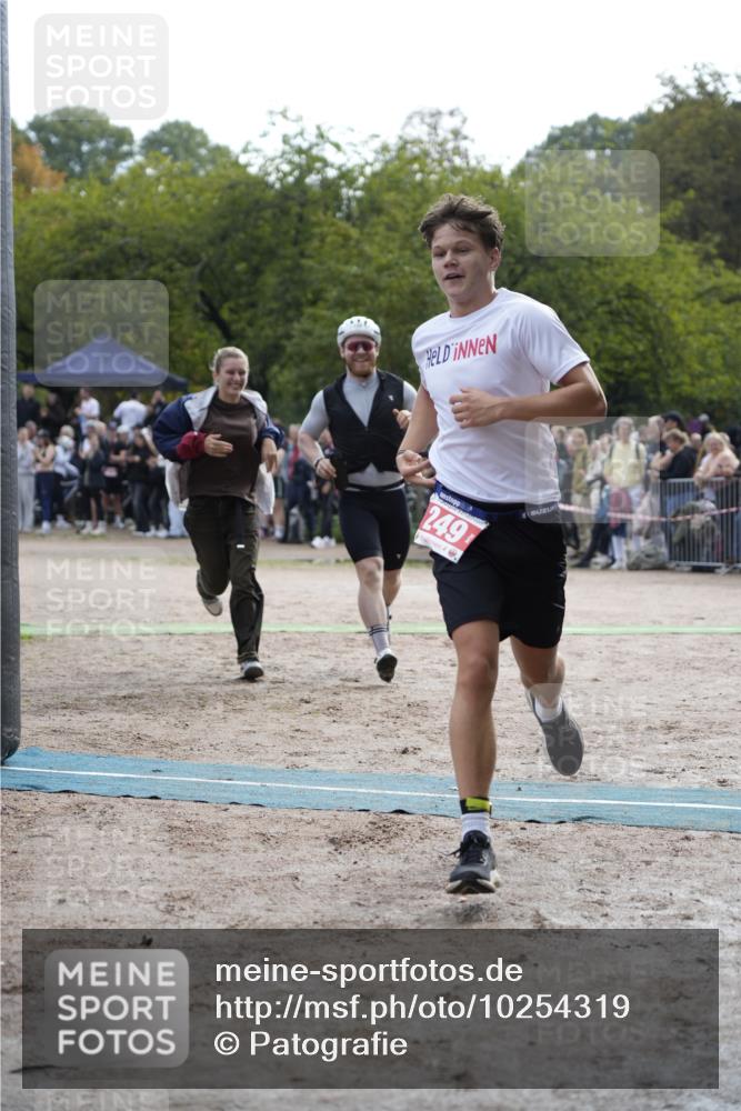 13.09.2026 - Stadtparktriathlon Patografie http://msf.ph/oto/10254319 13.09.2026 10:58:07 Ziel 249, 285 meine-sportfotos.de
