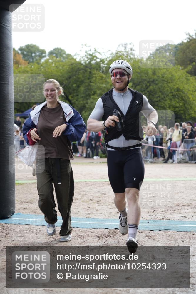 13.09.2026 - Stadtparktriathlon Patografie http://msf.ph/oto/10254323 13.09.2026 10:58:09 Ziel 249, 285, 322 meine-sportfotos.de