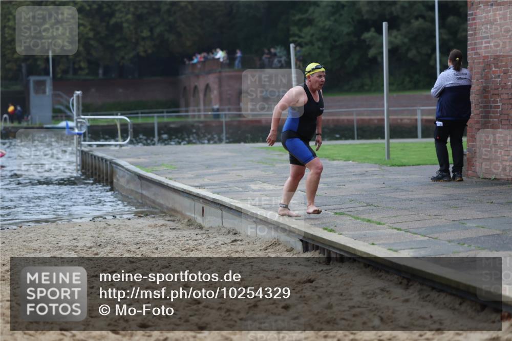 13.09.2026 - Stadtparktriathlon Mo-Foto http://msf.ph/oto/10254329 13.09.2026 10:15:32 Schwimmen 451, 777 meine-sportfotos.de