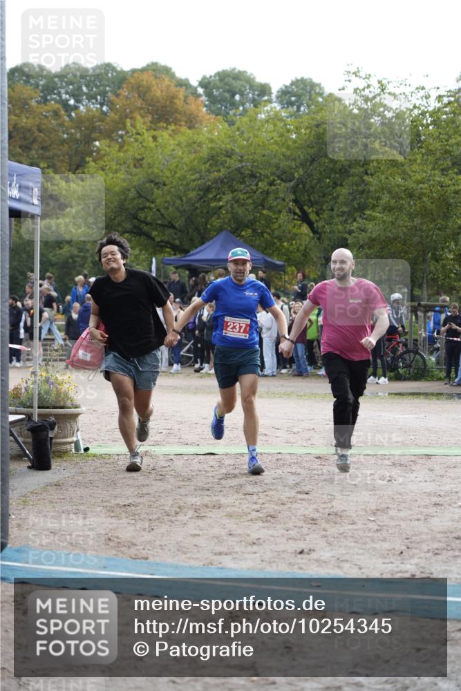 13.09.2026 - Stadtparktriathlon Patografie http://msf.ph/oto/10254345 13.09.2026 10:58:57 Ziel 237 meine-sportfotos.de
