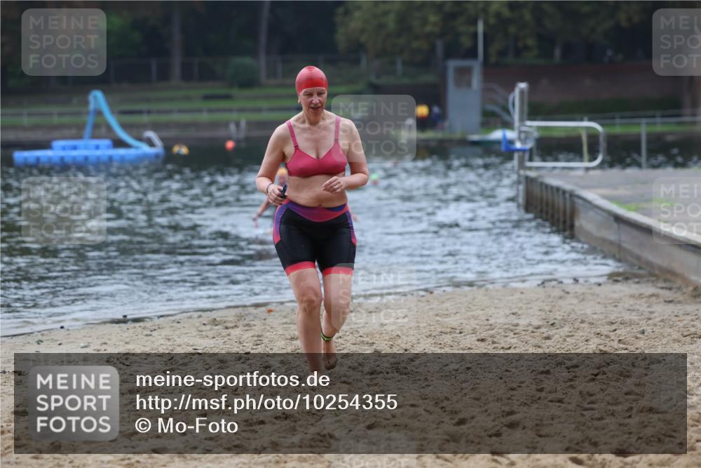 13.09.2026 - Stadtparktriathlon Mo-Foto http://msf.ph/oto/10254355 13.09.2026 10:15:44 Schwimmen 404, 407, 451 meine-sportfotos.de