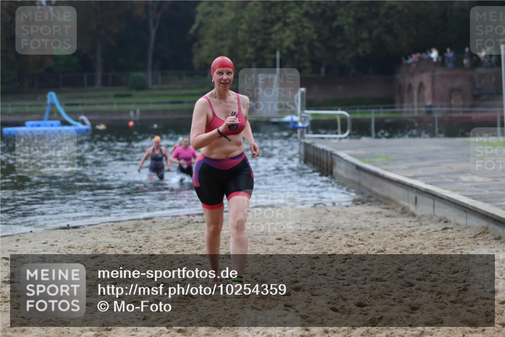 13.09.2026 - Stadtparktriathlon Mo-Foto http://msf.ph/oto/10254359 13.09.2026 10:15:45 Schwimmen 404, 407, 451 meine-sportfotos.de