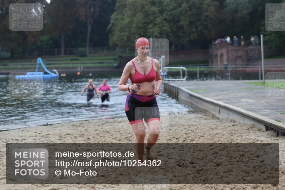 13.09.2026 - Stadtparktriathlon Mo-Foto http://msf.ph/oto/10254362 13.09.2026 10:15:45 Schwimmen 404, 407, 451 meine-sportfotos.de