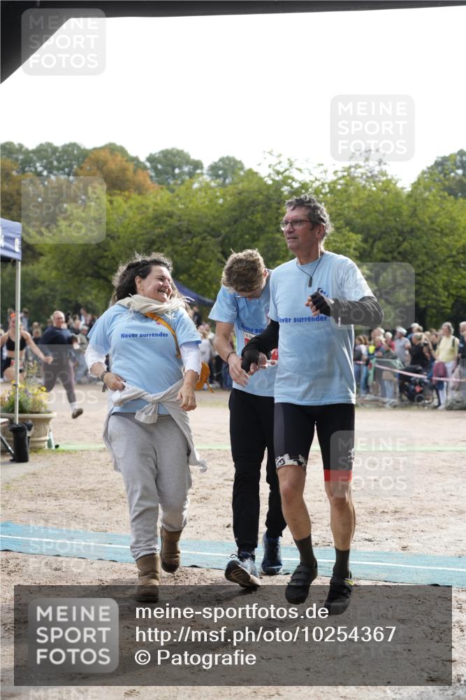 13.09.2026 - Stadtparktriathlon Patografie http://msf.ph/oto/10254367 13.09.2026 10:59:17 Ziel 210, 238 meine-sportfotos.de