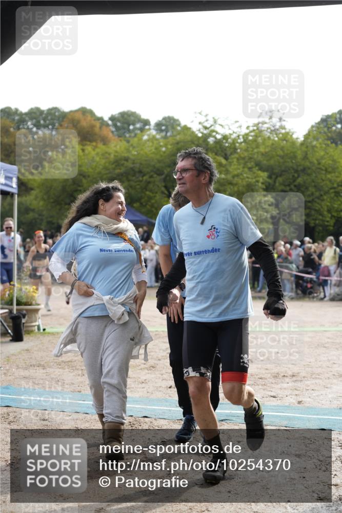 13.09.2026 - Stadtparktriathlon Patografie http://msf.ph/oto/10254370 13.09.2026 10:59:18 Ziel 210, 238 meine-sportfotos.de