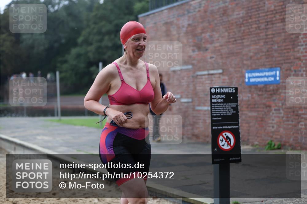 13.09.2026 - Stadtparktriathlon Mo-Foto http://msf.ph/oto/10254372 13.09.2026 10:15:47 Schwimmen 404, 407, 451 meine-sportfotos.de