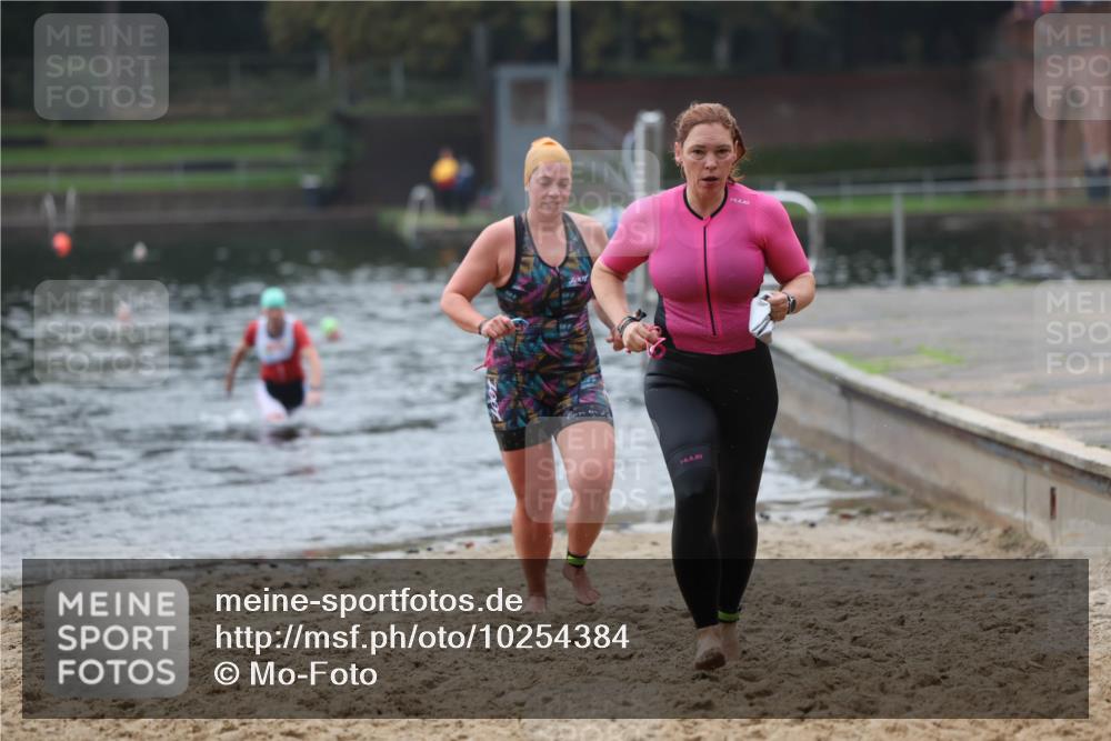 13.09.2026 - Stadtparktriathlon Mo-Foto http://msf.ph/oto/10254384 13.09.2026 10:15:53 Schwimmen 404, 407 meine-sportfotos.de
