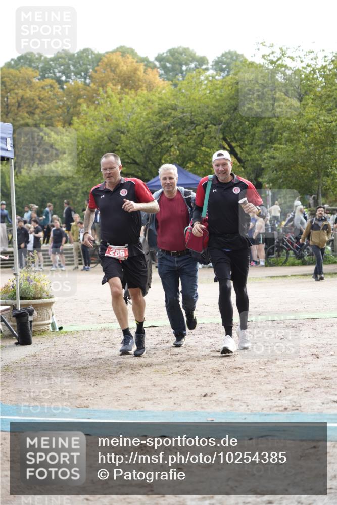 13.09.2026 - Stadtparktriathlon Patografie http://msf.ph/oto/10254385 13.09.2026 10:59:28 Ziel 286 meine-sportfotos.de
