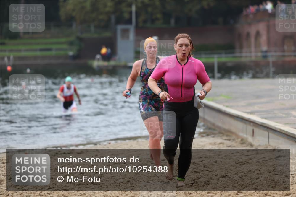 13.09.2026 - Stadtparktriathlon Mo-Foto http://msf.ph/oto/10254388 13.09.2026 10:15:54 Schwimmen 404, 407 meine-sportfotos.de