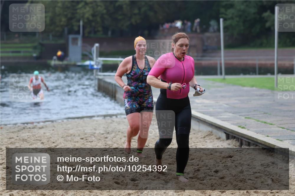 13.09.2026 - Stadtparktriathlon Mo-Foto http://msf.ph/oto/10254392 13.09.2026 10:15:55 Schwimmen 404, 407 meine-sportfotos.de