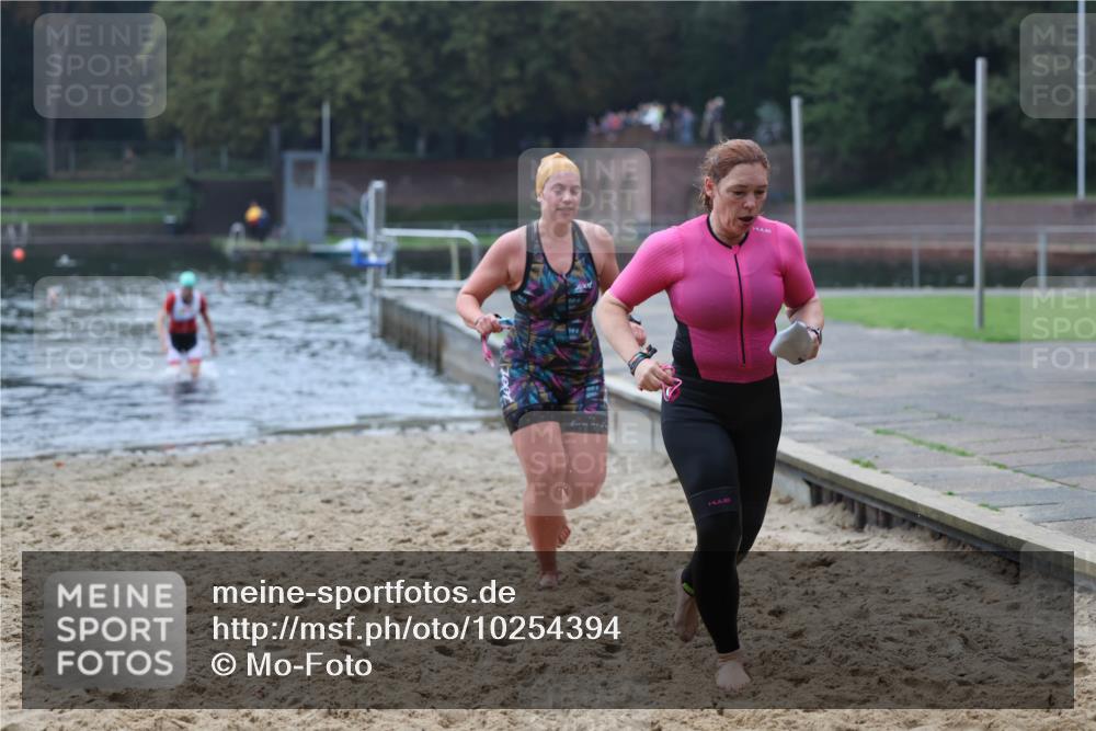 13.09.2026 - Stadtparktriathlon Mo-Foto http://msf.ph/oto/10254394 13.09.2026 10:15:55 Schwimmen 404, 407 meine-sportfotos.de
