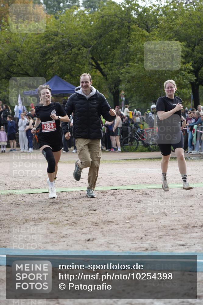 13.09.2026 - Stadtparktriathlon Patografie http://msf.ph/oto/10254398 13.09.2026 10:59:47 Ziel 284 meine-sportfotos.de