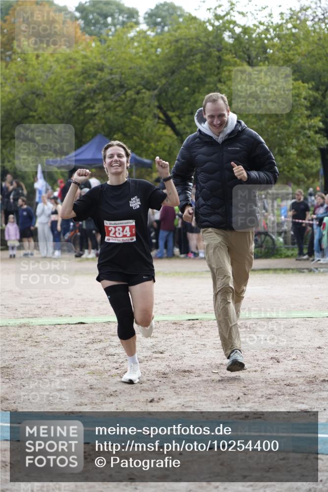 13.09.2026 - Stadtparktriathlon Patografie http://msf.ph/oto/10254400 13.09.2026 10:59:48 Ziel 284 meine-sportfotos.de