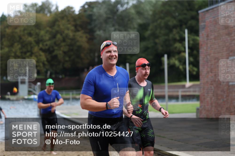 13.09.2026 - Stadtparktriathlon Mo-Foto http://msf.ph/oto/10254427 13.09.2026 11:31:54 Schwimmen 833, 853, 865, 870, 882, 884, 895, 904, 911 meine-sportfotos.de