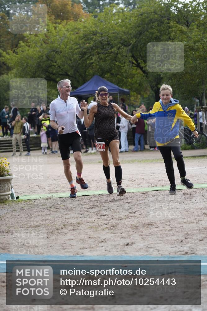 13.09.2026 - Stadtparktriathlon Patografie http://msf.ph/oto/10254443 13.09.2026 11:00:26 Ziel 227 meine-sportfotos.de