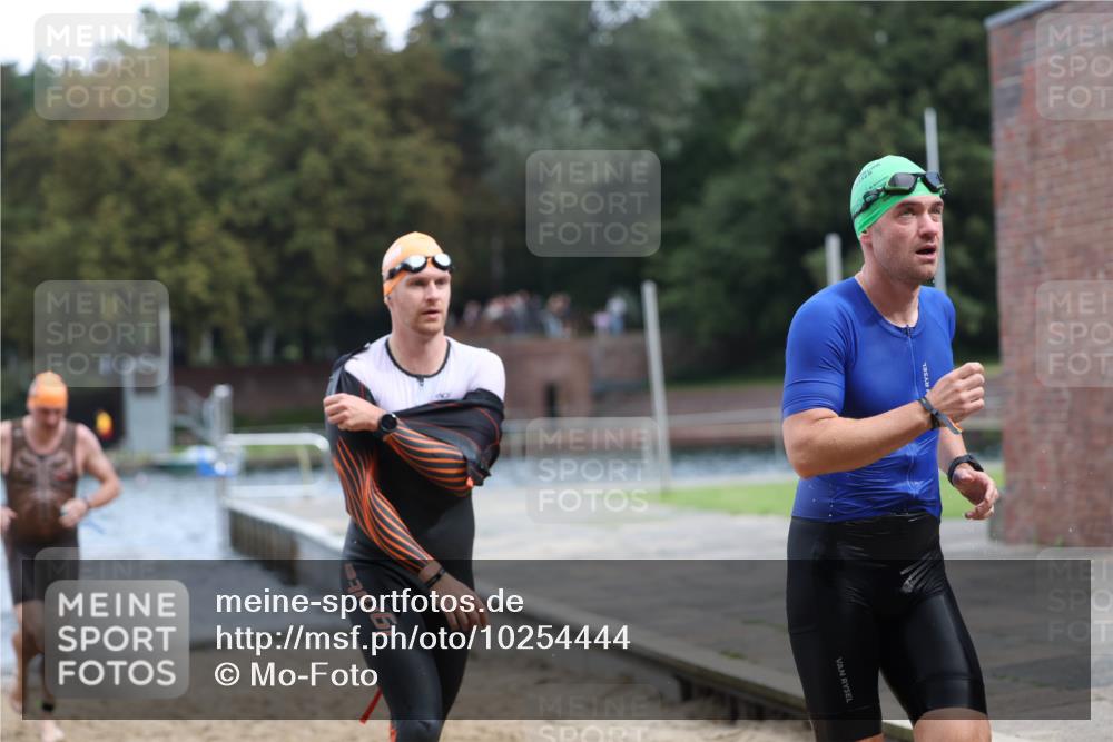 13.09.2026 - Stadtparktriathlon Mo-Foto http://msf.ph/oto/10254444 13.09.2026 11:31:57 Schwimmen 833, 853, 865, 870, 882, 895, 896, 904, 911 meine-sportfotos.de