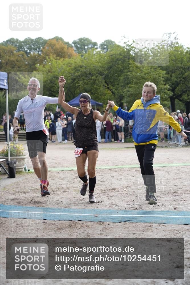 13.09.2026 - Stadtparktriathlon Patografie http://msf.ph/oto/10254451 13.09.2026 11:00:27 Ziel 227 meine-sportfotos.de