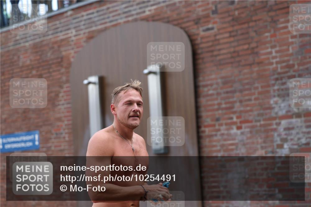 13.09.2026 - Stadtparktriathlon Mo-Foto http://msf.ph/oto/10254491 13.09.2026 11:32:04 Schwimmen 865, 882, 896, 904, 911, 935 meine-sportfotos.de