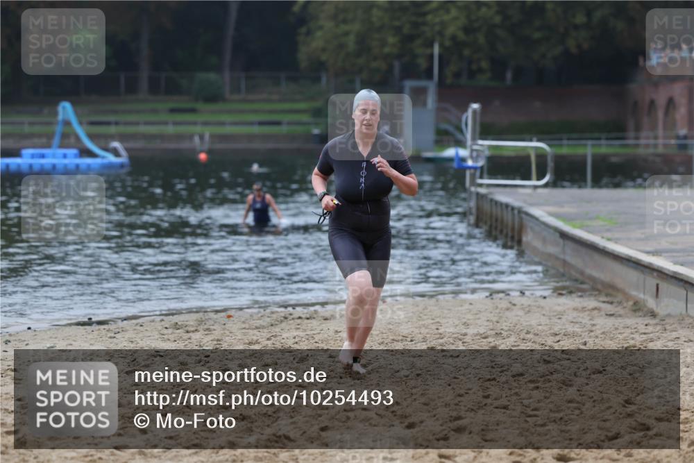13.09.2026 - Stadtparktriathlon Mo-Foto http://msf.ph/oto/10254493 13.09.2026 10:16:34 Schwimmen 382 meine-sportfotos.de