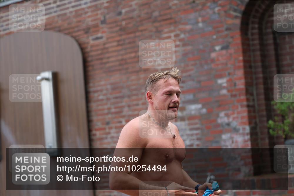 13.09.2026 - Stadtparktriathlon Mo-Foto http://msf.ph/oto/10254494 13.09.2026 11:32:04 Schwimmen 865, 882, 896, 904, 911, 935 meine-sportfotos.de