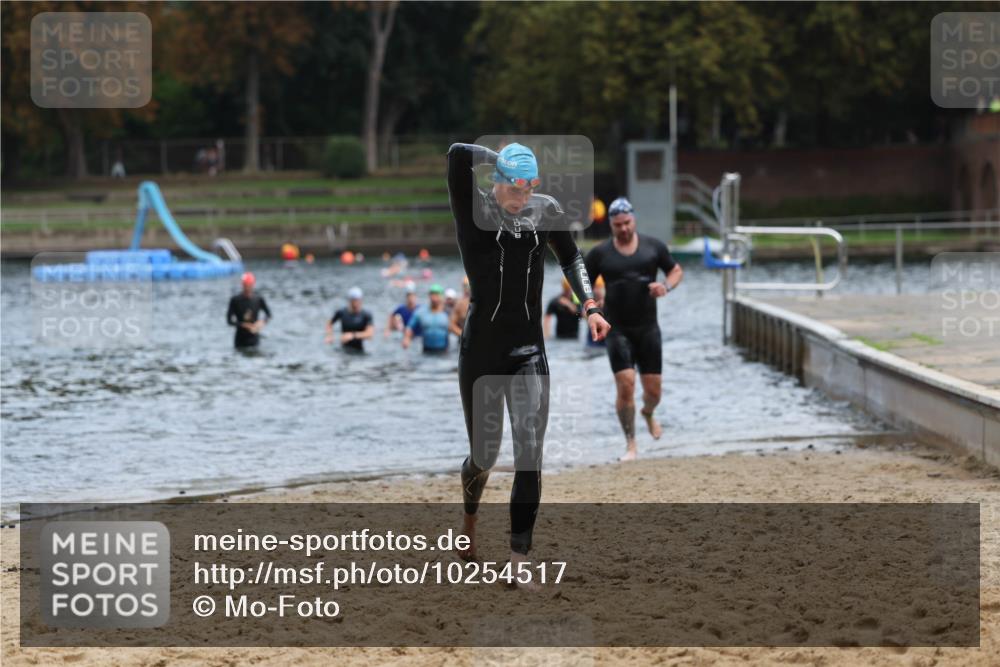 13.09.2026 - Stadtparktriathlon Mo-Foto http://msf.ph/oto/10254517 13.09.2026 11:32:08 Schwimmen 865, 896, 905, 907, 911, 935 meine-sportfotos.de