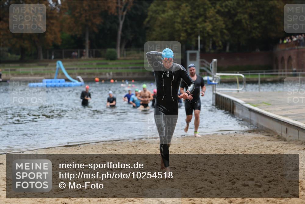 13.09.2026 - Stadtparktriathlon Mo-Foto http://msf.ph/oto/10254518 13.09.2026 11:32:08 Schwimmen 865, 896, 905, 907, 911, 935 meine-sportfotos.de