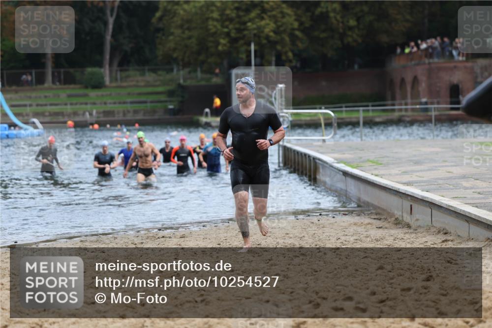 13.09.2026 - Stadtparktriathlon Mo-Foto http://msf.ph/oto/10254527 13.09.2026 11:32:10 Schwimmen 836, 865, 896, 905, 907, 911, 923, 935, 939 meine-sportfotos.de