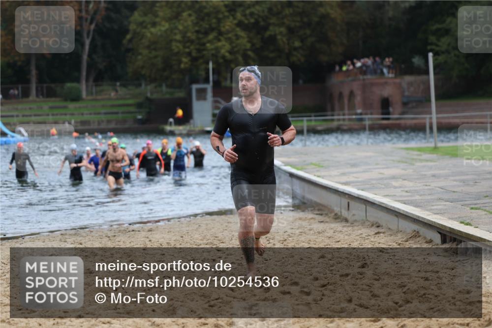 13.09.2026 - Stadtparktriathlon Mo-Foto http://msf.ph/oto/10254536 13.09.2026 11:32:11 Schwimmen 836, 857, 896, 905, 907, 923, 935, 939 meine-sportfotos.de