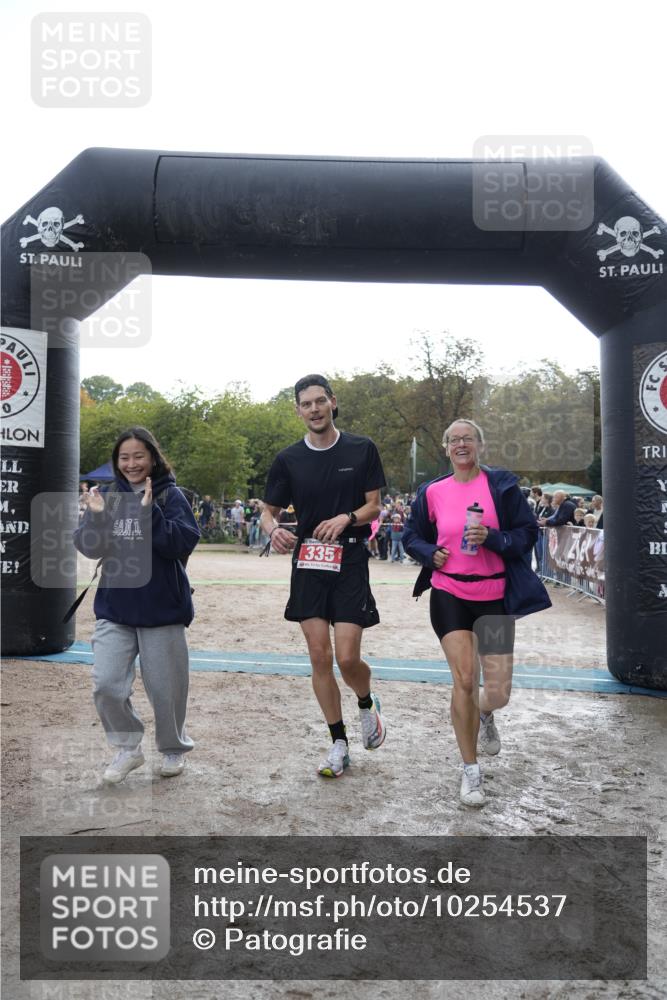 13.09.2026 - Stadtparktriathlon Patografie http://msf.ph/oto/10254537 13.09.2026 11:01:43 Ziel 304, 335 meine-sportfotos.de