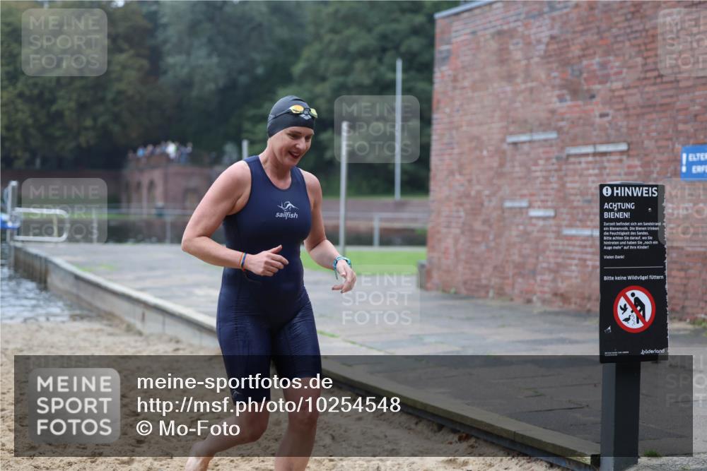 13.09.2026 - Stadtparktriathlon Mo-Foto http://msf.ph/oto/10254548 13.09.2026 10:16:55 Schwimmen 376 meine-sportfotos.de