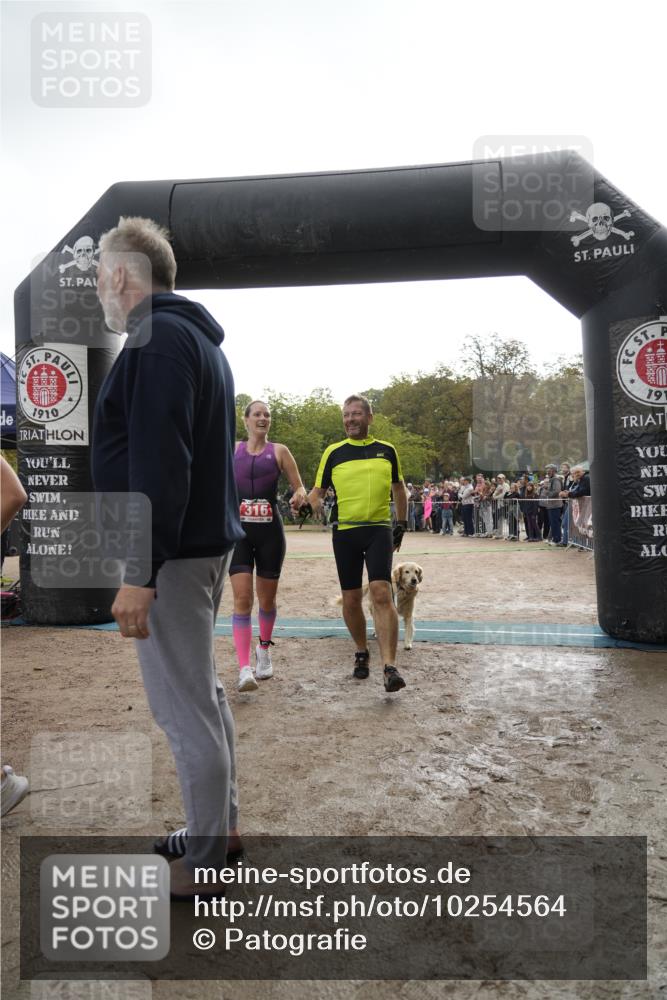 13.09.2026 - Stadtparktriathlon Patografie http://msf.ph/oto/10254564 13.09.2026 11:01:56 Ziel 304, 316 meine-sportfotos.de