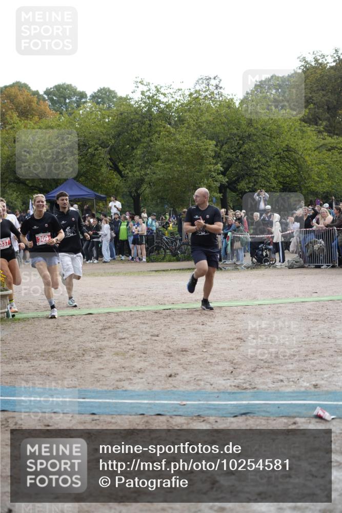 13.09.2026 - Stadtparktriathlon Patografie http://msf.ph/oto/10254581 13.09.2026 11:02:08 Ziel 309, 337 meine-sportfotos.de