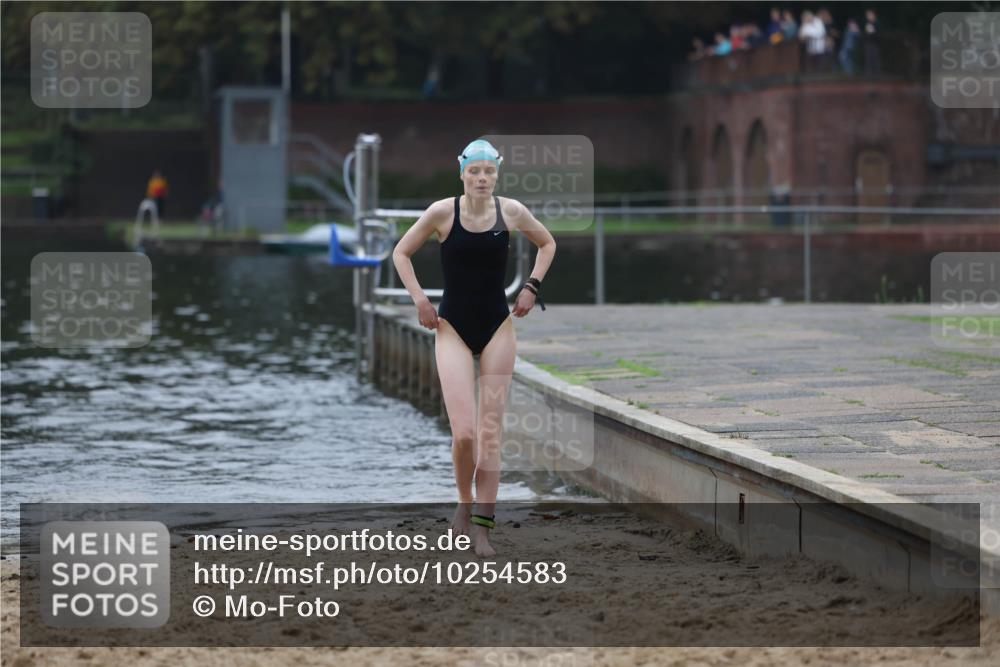 13.09.2026 - Stadtparktriathlon Mo-Foto http://msf.ph/oto/10254583 13.09.2026 10:18:22 Schwimmen 361 meine-sportfotos.de