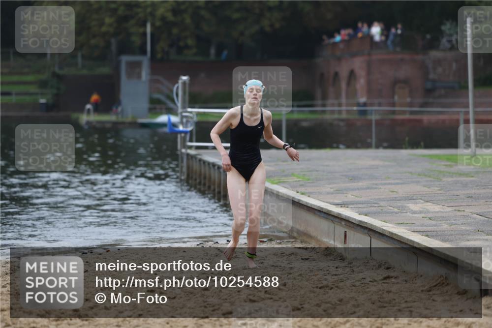 13.09.2026 - Stadtparktriathlon Mo-Foto http://msf.ph/oto/10254588 13.09.2026 10:18:23 Schwimmen 361 meine-sportfotos.de