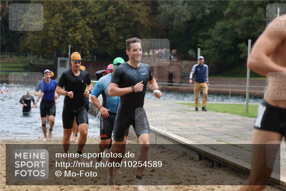 13.09.2026 - Stadtparktriathlon Mo-Foto http://msf.ph/oto/10254589 13.09.2026 11:32:23 Schwimmen 836, 842, 844, 857, 858, 860, 866, 905, 907, 923, 939, 945, 946 meine-sportfotos.de