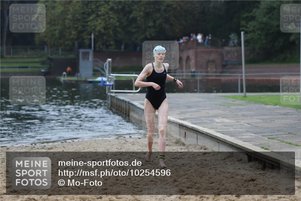 13.09.2026 - Stadtparktriathlon Mo-Foto http://msf.ph/oto/10254596 13.09.2026 10:18:24 Schwimmen 361 meine-sportfotos.de