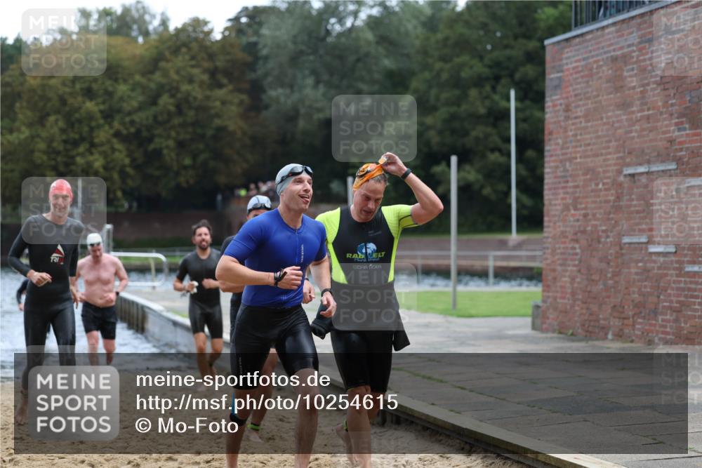 13.09.2026 - Stadtparktriathlon Mo-Foto http://msf.ph/oto/10254615 13.09.2026 11:32:27 Schwimmen 836, 842, 844, 857, 858, 860, 866, 923, 939, 945, 946 meine-sportfotos.de