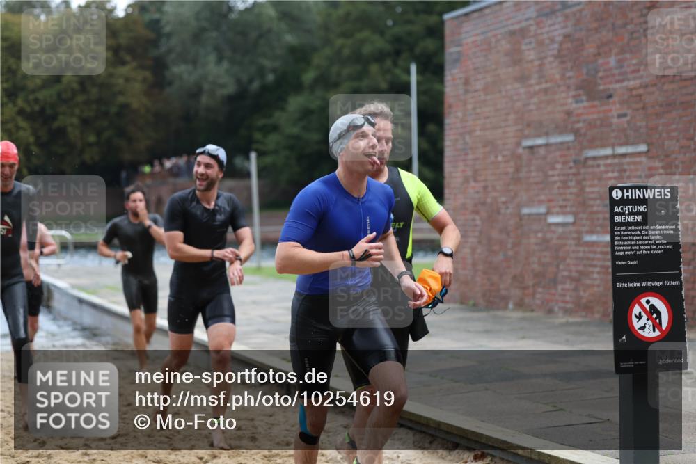 13.09.2026 - Stadtparktriathlon Mo-Foto http://msf.ph/oto/10254619 13.09.2026 11:32:28 Schwimmen 835, 836, 842, 844, 857, 858, 860, 866, 945, 946 meine-sportfotos.de